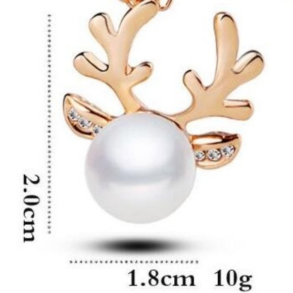 Pearl Reindeer Necklace - Picture 3 of 3